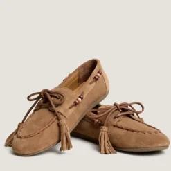 Mocassins souples à détails perlés