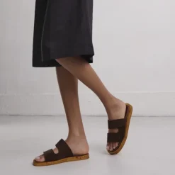 Mules à deux lanières