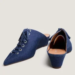 Mules à lacets et talons compensés