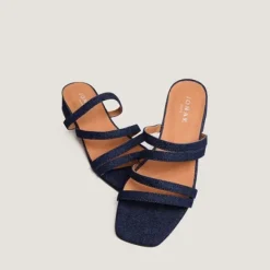 Mules à petits talons et brides fines