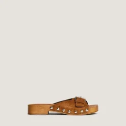 Mules à petits talons et rivets