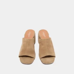 Mules à talons et bouts ouverts