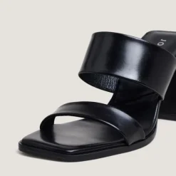 Mules à talons et doubles lanières