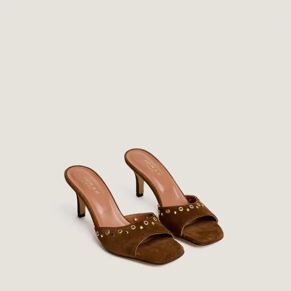 Mules à talons hauts et rivets