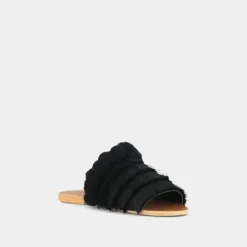 Mules en tissu noir