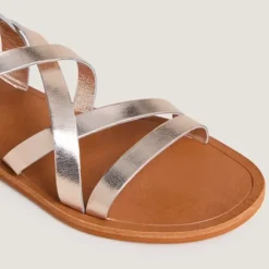 Nu-pieds à brides croisées