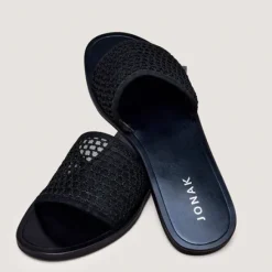 Nu-pieds à détails ajourés