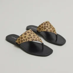 Nu-pieds à entredoigt