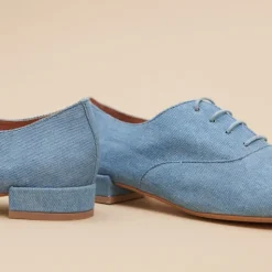 Richelieus à talons plats