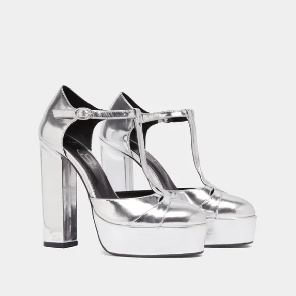 Salomés à talons et plateformes