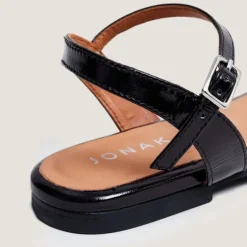 Sandales