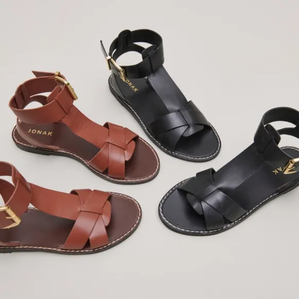 Sandales à boucles et brides