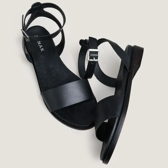 Sandales à brides et boucles ajustables