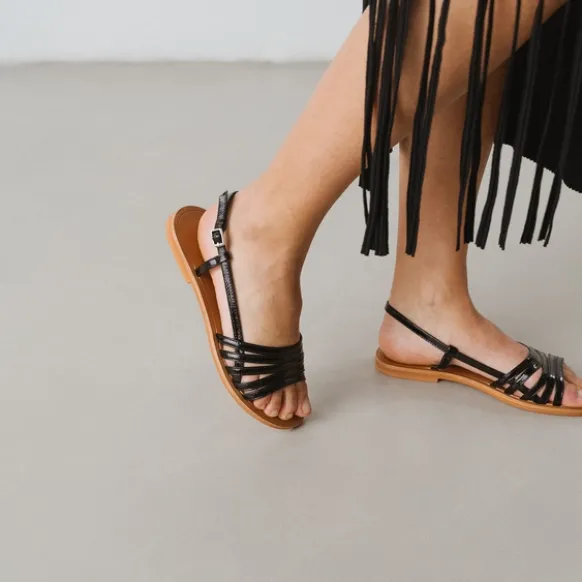 Sandales à brides et bouts ouverts
