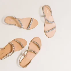 Sandales à brides tressées