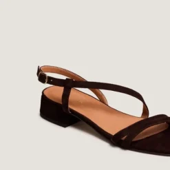 Sandales à petits talons