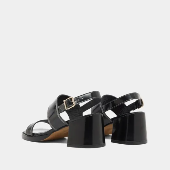 Sandales à talons