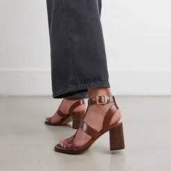 Sandales à talons