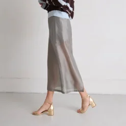 Sandales à talons carrés
