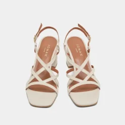 Sandales à talons et brides
