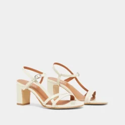 Sandales à talons et brides