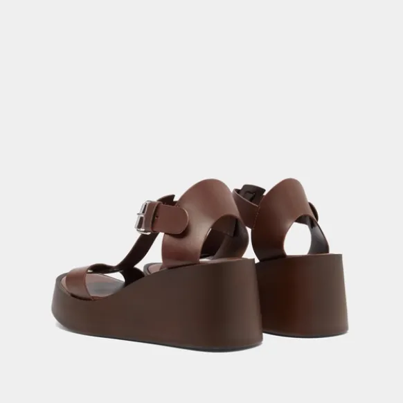 Sandales compensées à boucles ajustables