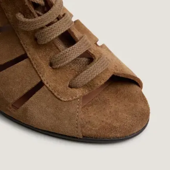 Sandales compensées à lacets et arrières ouverts